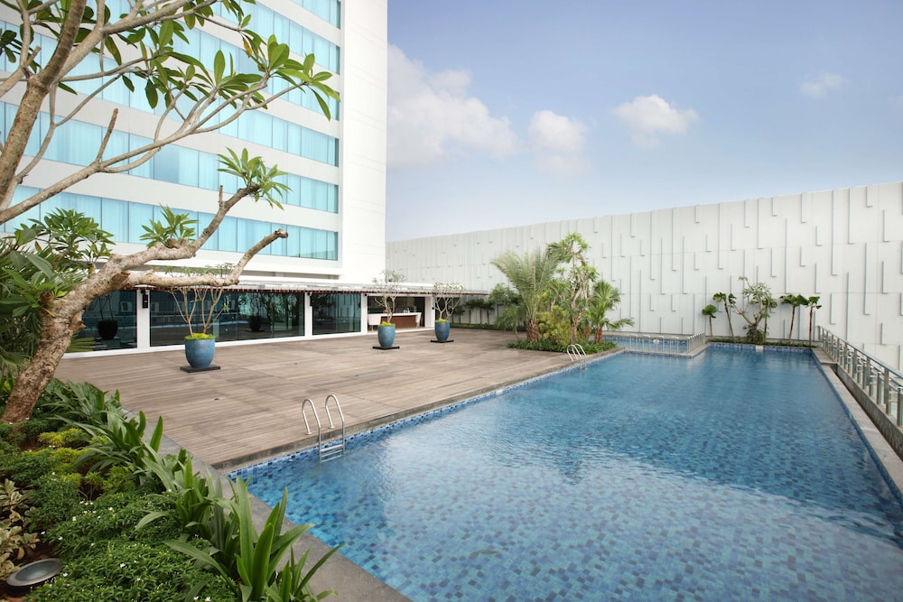 doubletree by hilton jakarta kemayoran