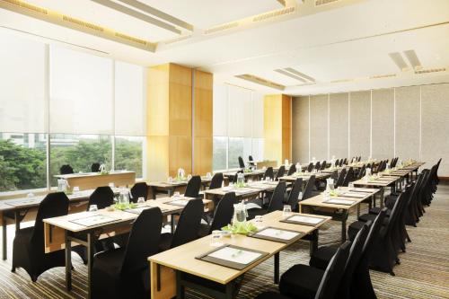 doubletree by hilton jakarta kemayoran
