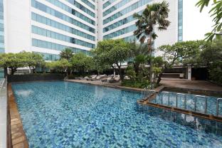 doubletree by hilton jakarta kemayoran
