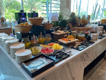 doubletree by hilton jakarta kemayoran