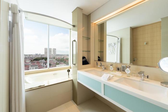 doubletree by hilton jakarta kemayoran