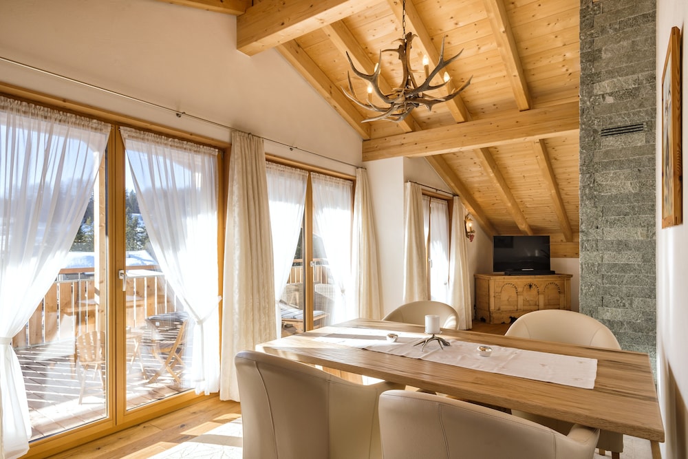 top hotel sarain active mountain resort