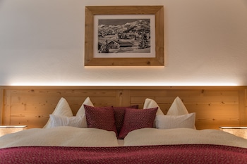 top hotel sarain active mountain resort