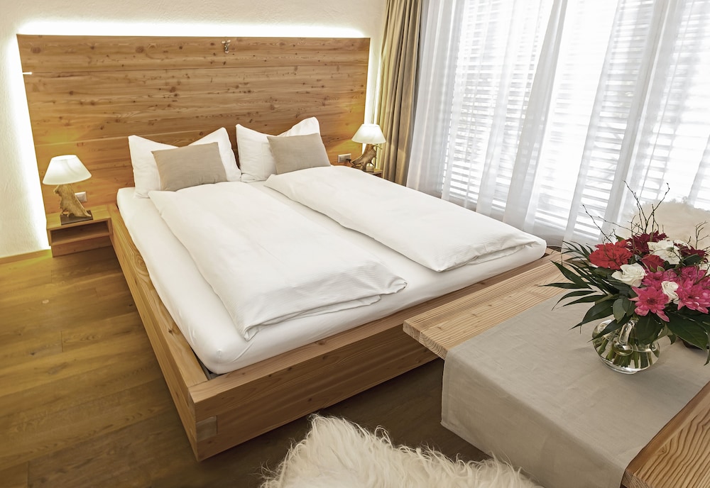 top hotel sarain active mountain resort