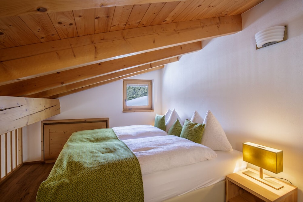 top hotel sarain active mountain resort