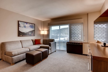 hyatt place keystone