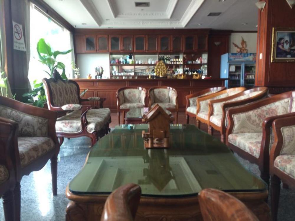 angkham hotel