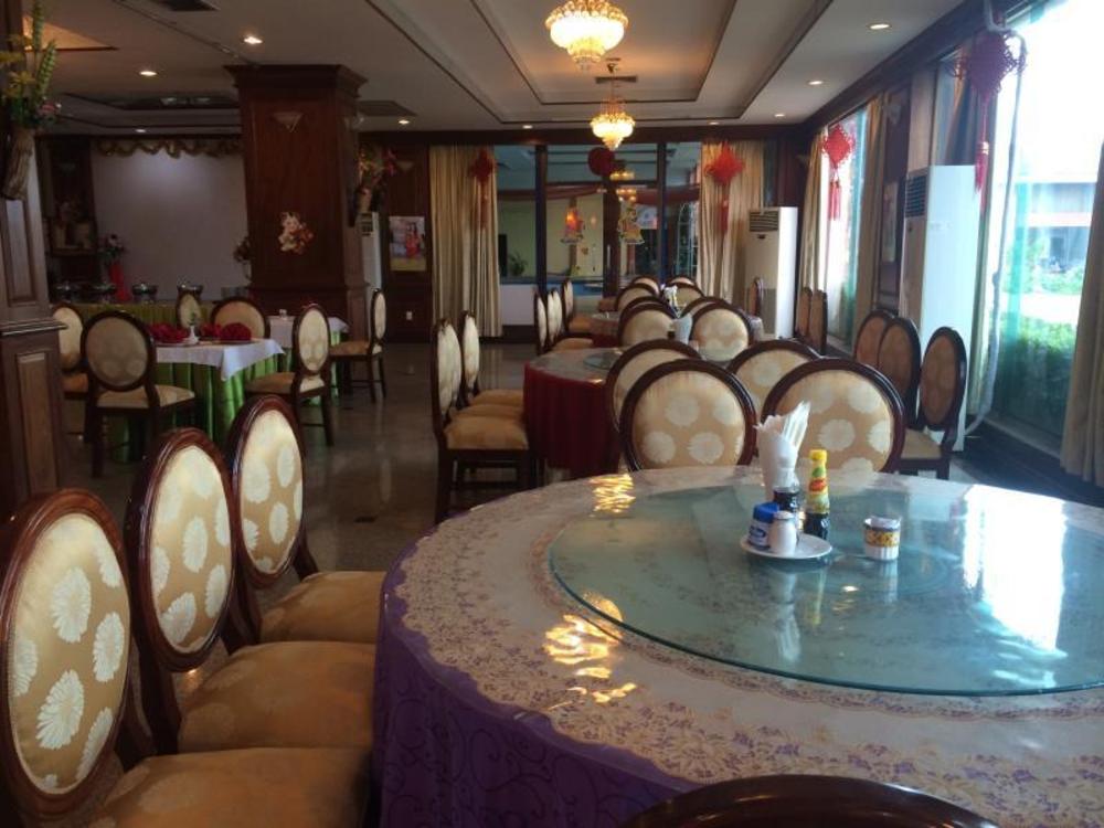 angkham hotel