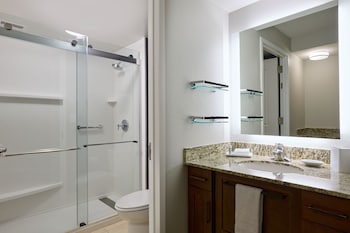 residence inn arlington capital view