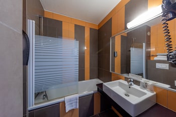 noemys pont de letoile