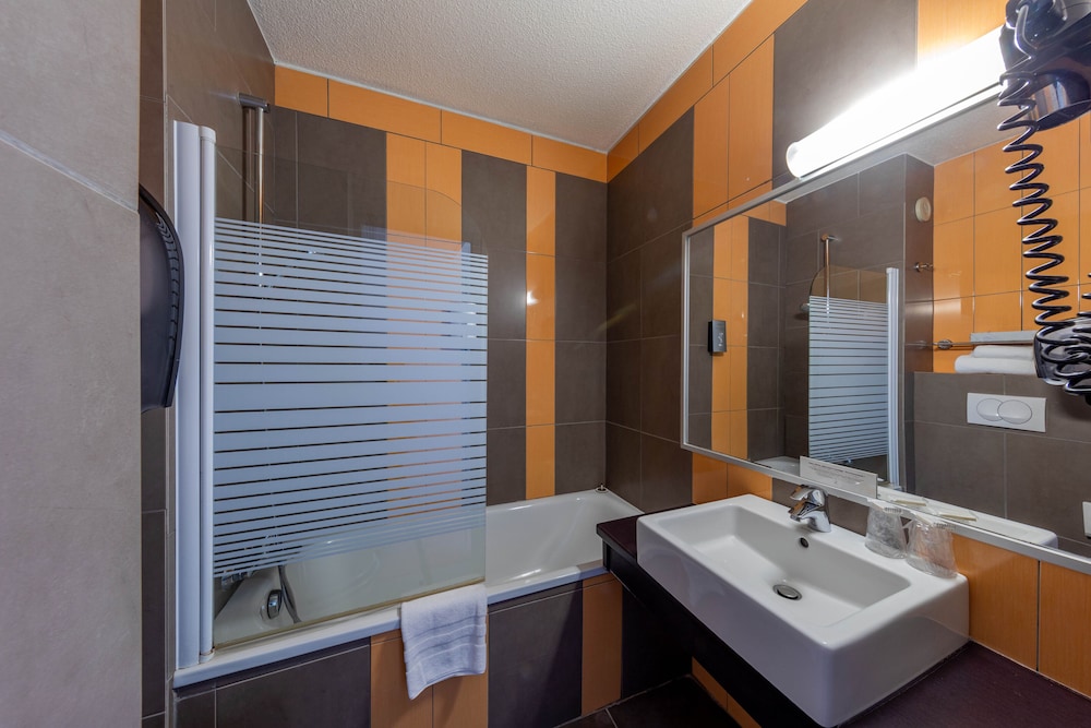 noemys pont de letoile