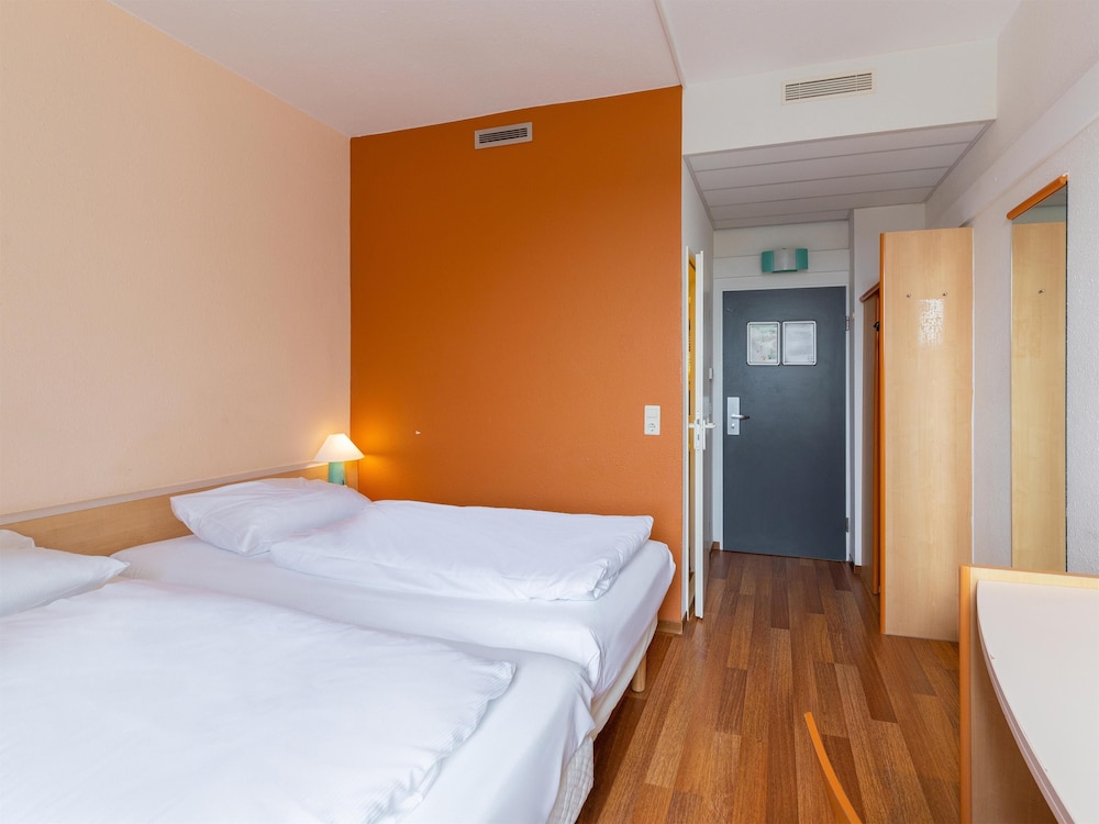 bandb hotel duisburg hbf nord