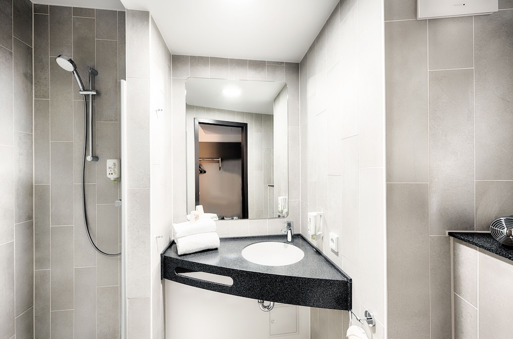bandb hotel duisburg hbf nord