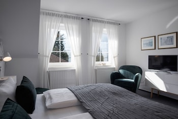 hotel and restaurant am alten rhin