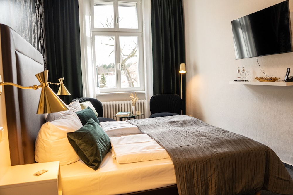 hotel and restaurant am alten rhin