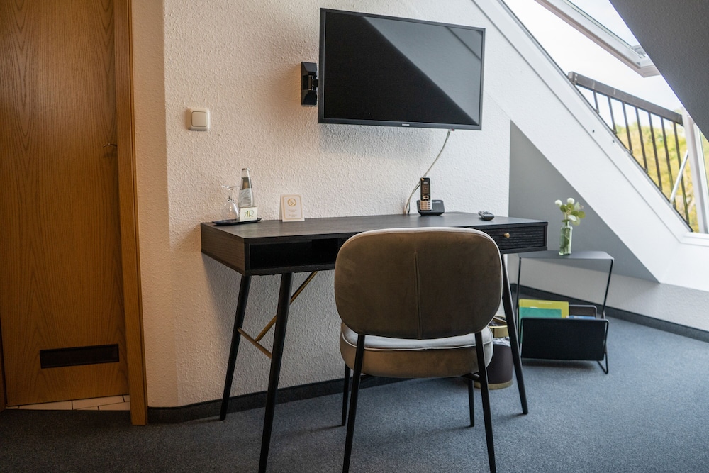 hotel and restaurant am alten rhin