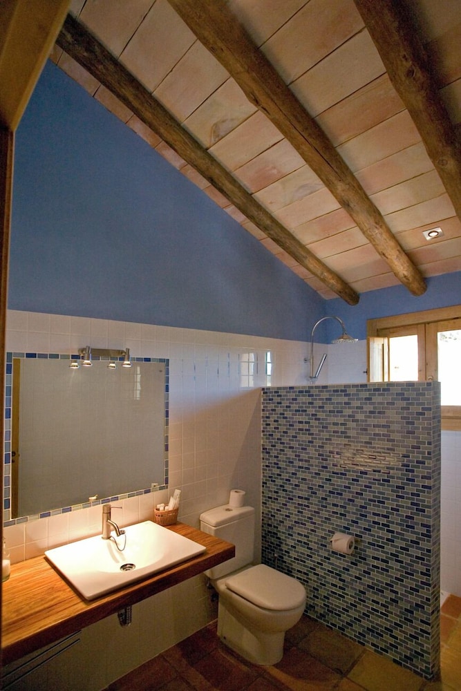 rusticae bajo el cejo guest house