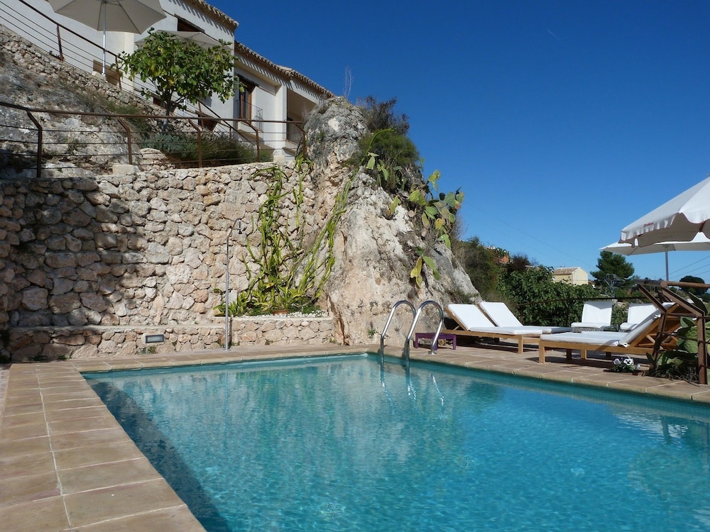 rusticae bajo el cejo guest house