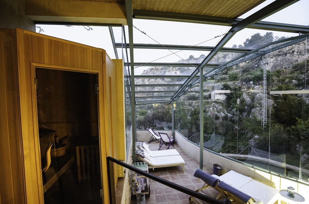 rusticae bajo el cejo guest house