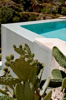 rusticae bajo el cejo guest house