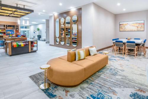 hilton garden inn albuquerque uptown