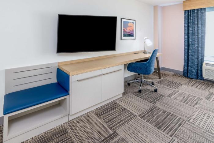 hilton garden inn albuquerque uptown