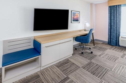 hilton garden inn albuquerque uptown