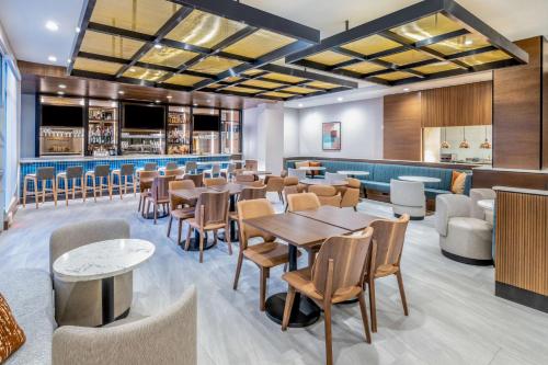 hilton garden inn albuquerque uptown