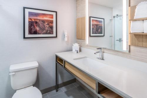 hilton garden inn albuquerque uptown