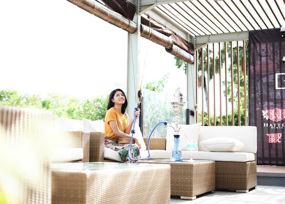 amed cafe and hotel kebun wayan