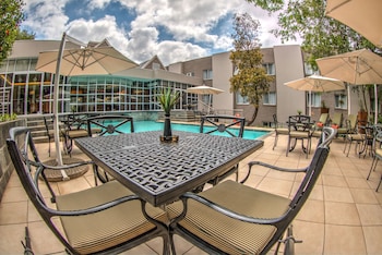 City Lodge Hotel Bryanston,Farrarmere>>Bryanston,3 star