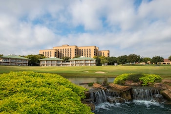 the las colinas resort dallas