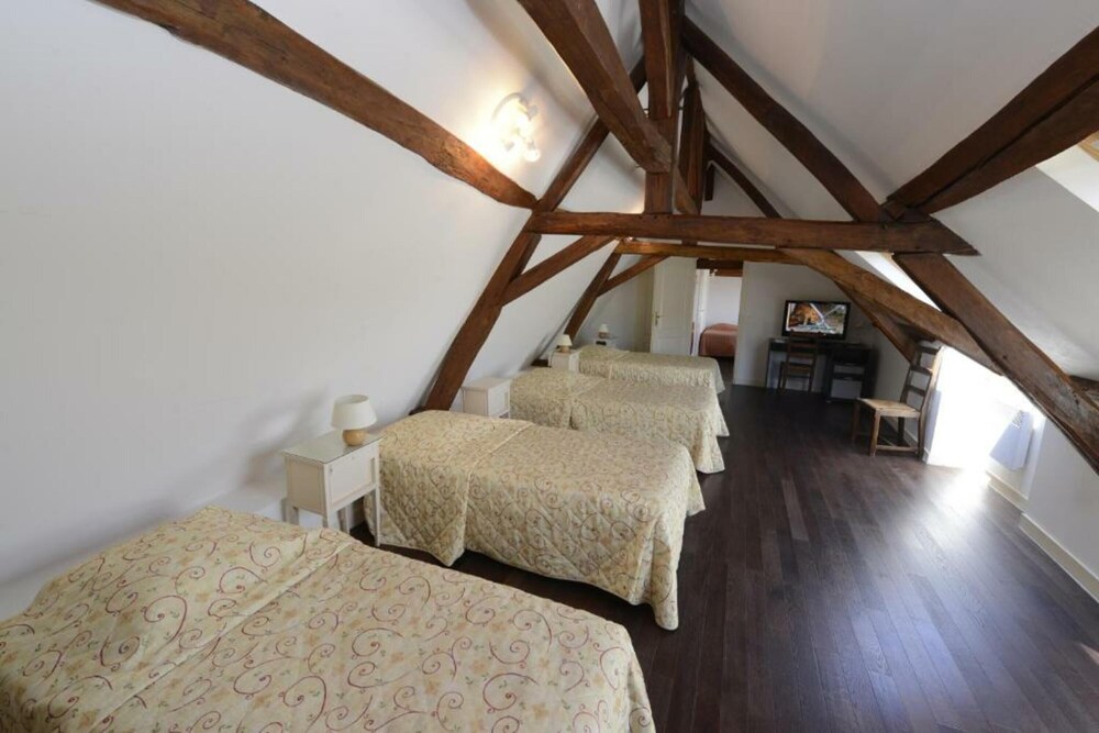 hotel the originals tours ouest le cheval rouge