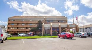 tulsa square hotel central i 44 by oyo