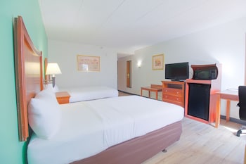 tulsa square hotel central i 44 by oyo