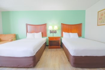 tulsa square hotel central i 44 by oyo