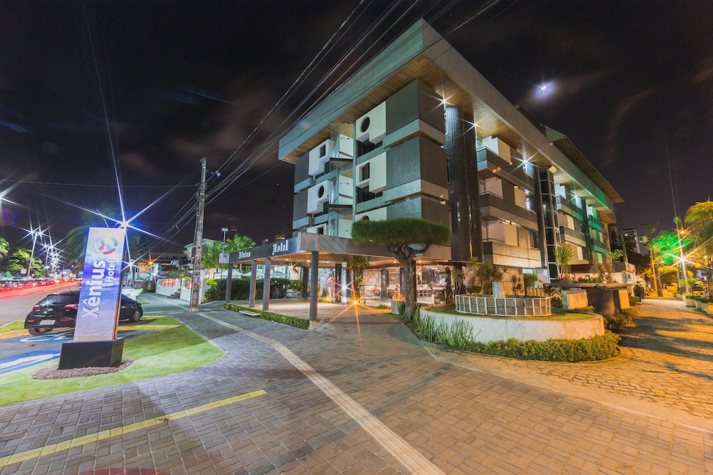 xenius hotel
