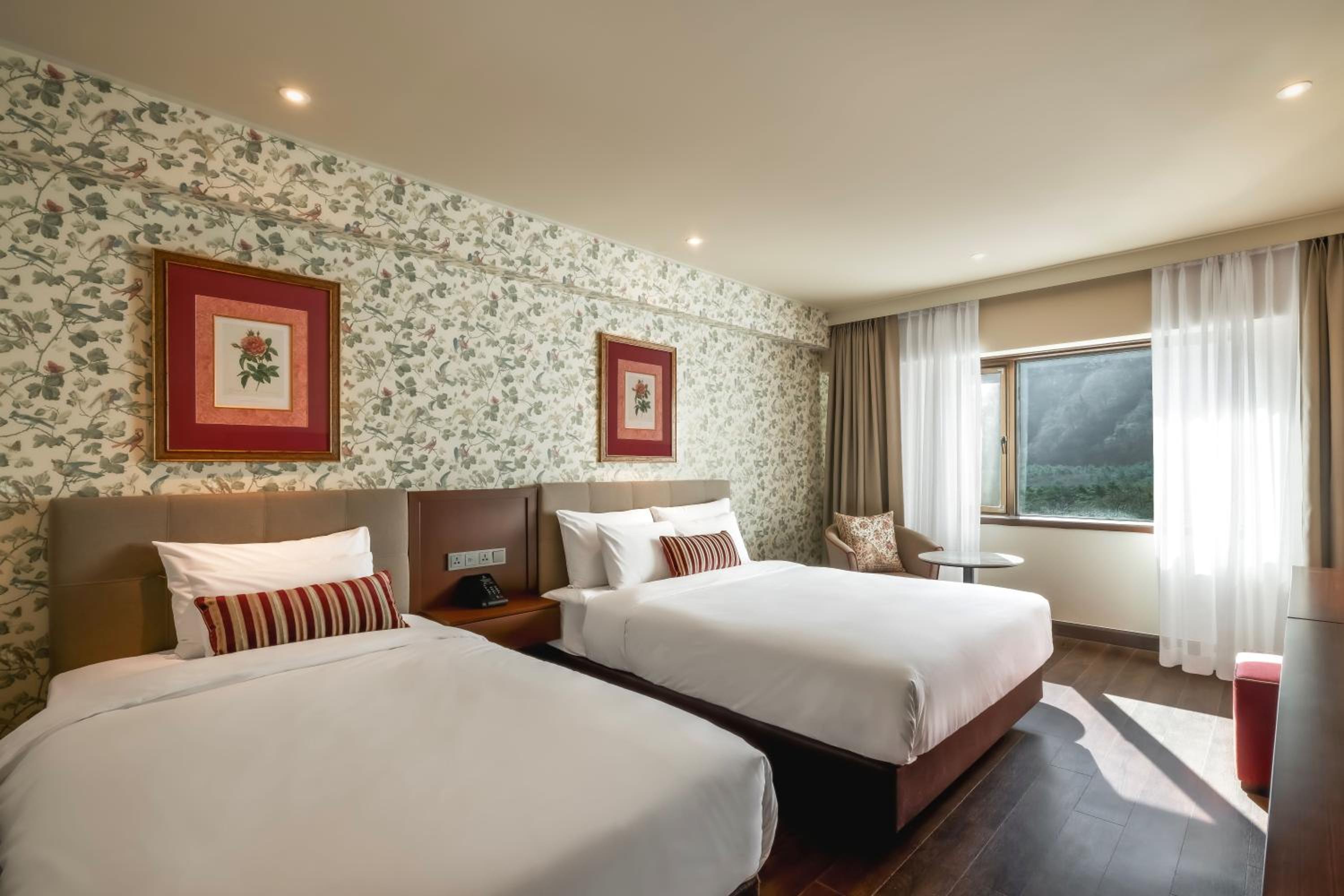 kensington hotel seorak