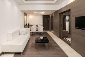 carlton al moaibed