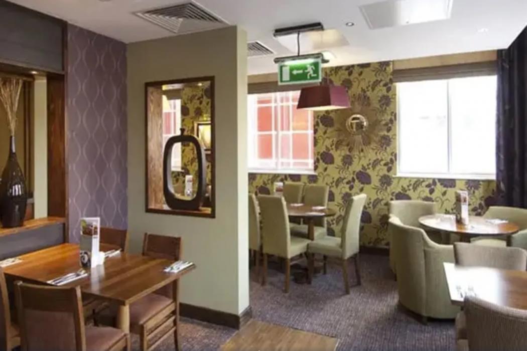 premier inn london docklands excel