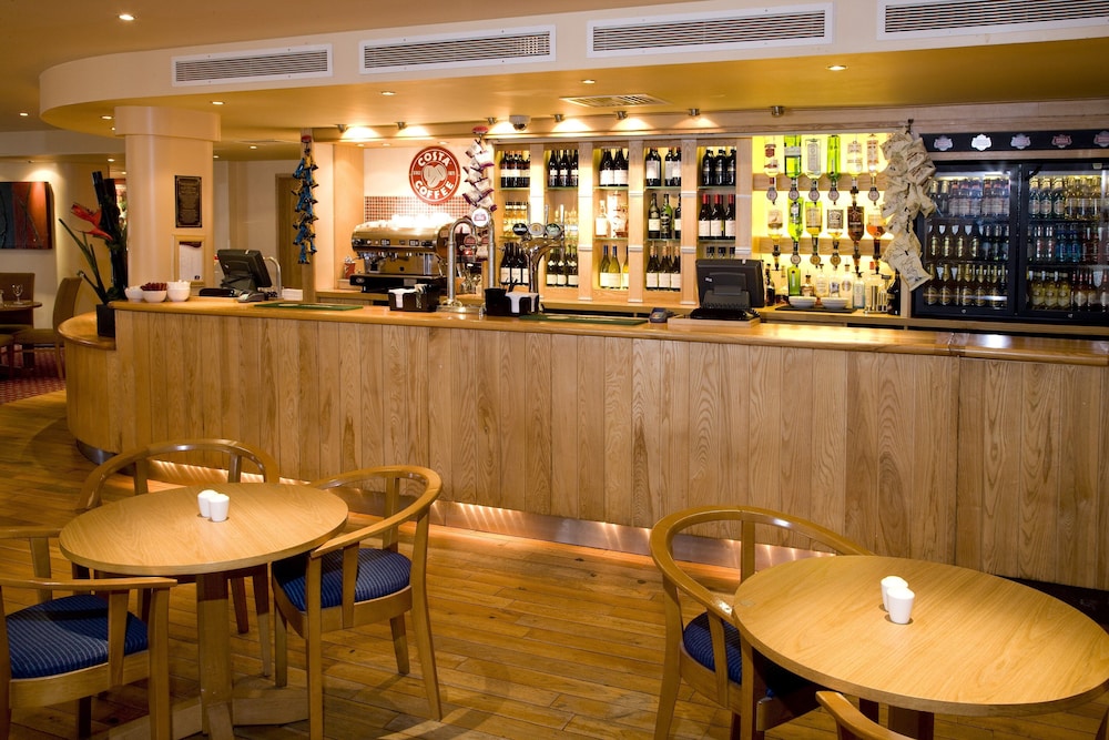 premier inn london docklands excel