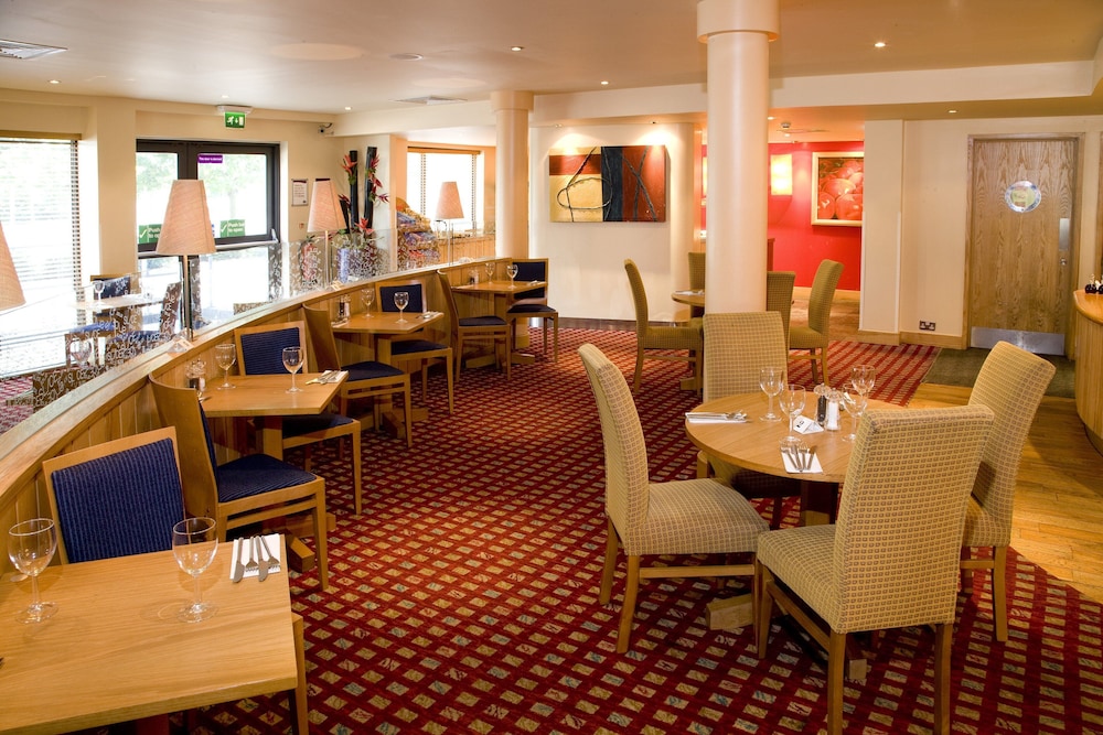 premier inn london docklands excel