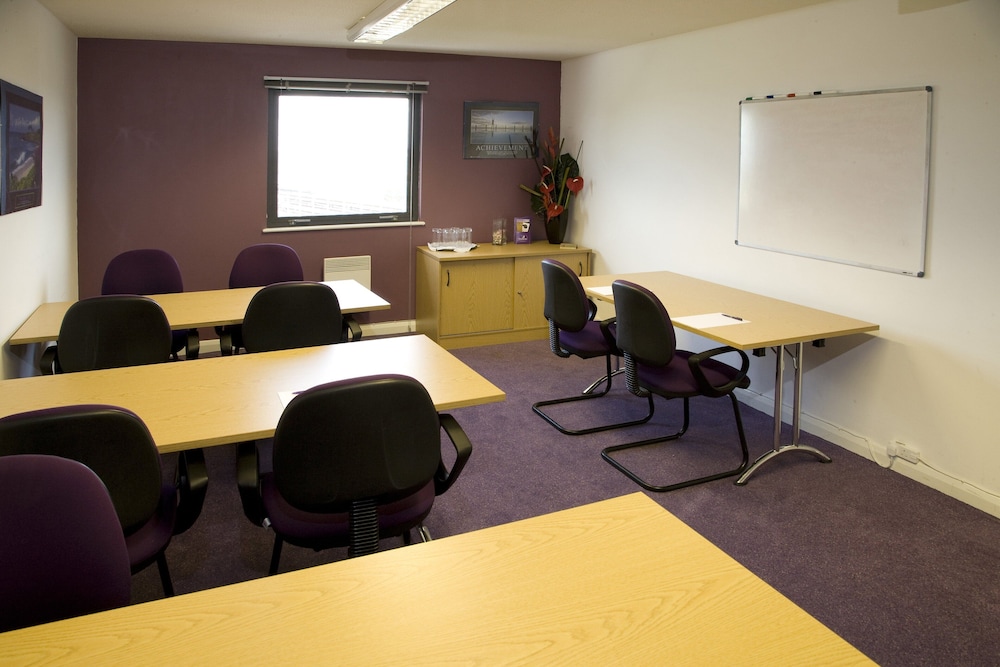 premier inn london docklands excel