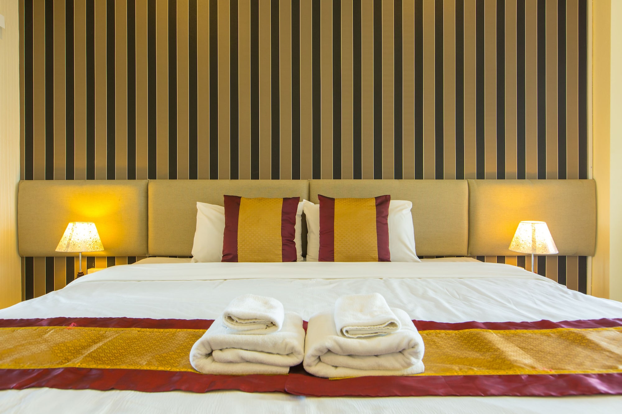 chiang mai waroros boutique hotel