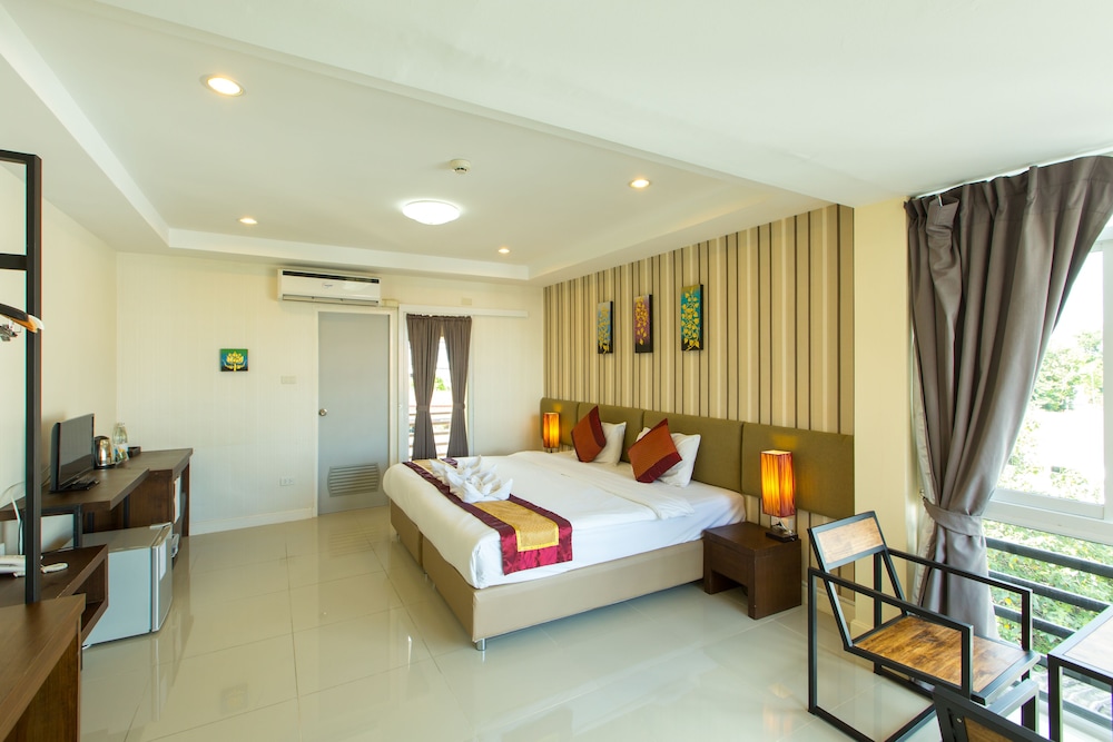 chiang mai waroros boutique hotel