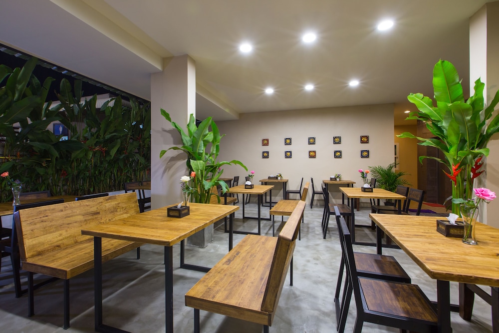 chiang mai waroros boutique hotel