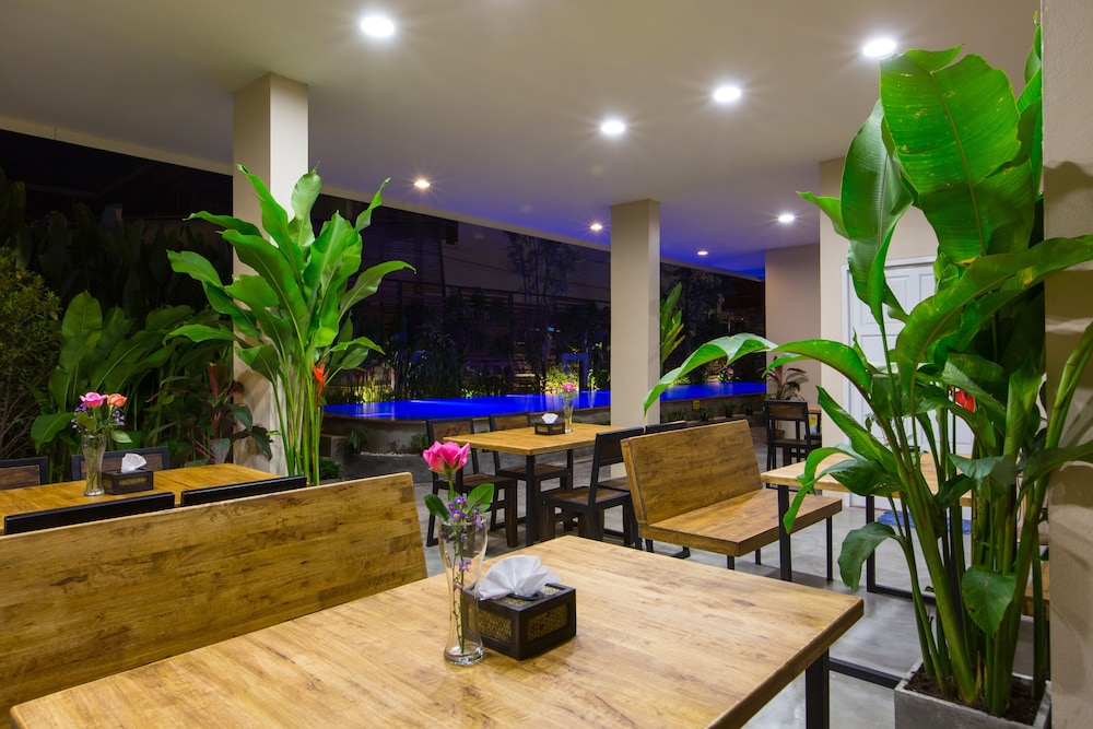 chiang mai waroros boutique hotel