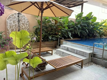chiang mai waroros boutique hotel