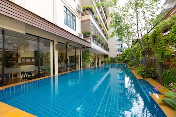 chiang mai waroros boutique hotel