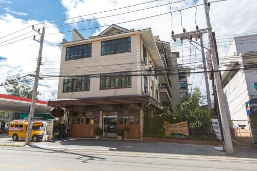 chiang mai waroros boutique hotel